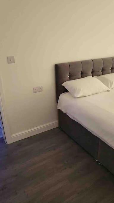 Catherine 5 Bedroom House Crewe Buitenkant foto