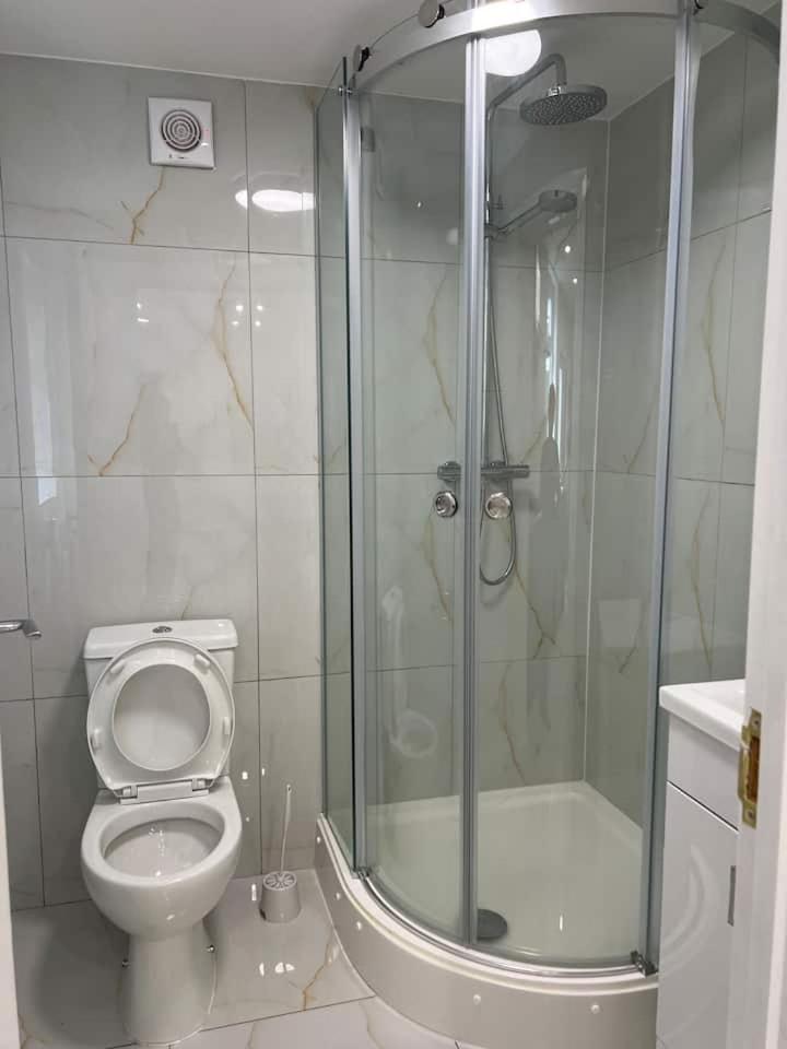 Catherine 5 Bedroom House Crewe Buitenkant foto